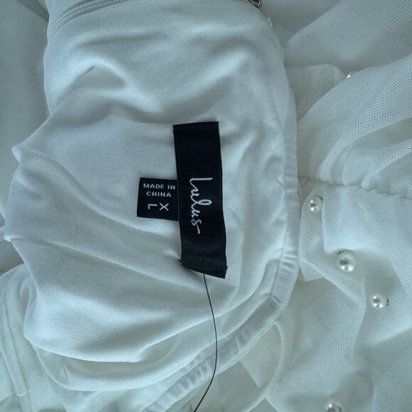 Lulu's - Picture 3 of 3